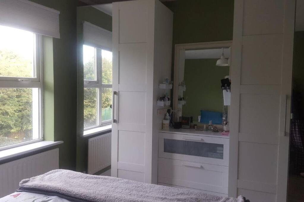 Galway City Lovely 2 Bed Apartment Bagian luar foto